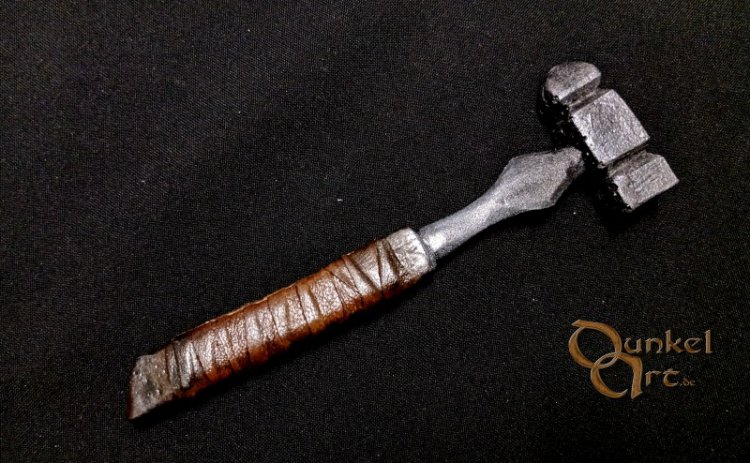 Reflexhammer - Metall und Leder - zum Schließen ins Bild klicken